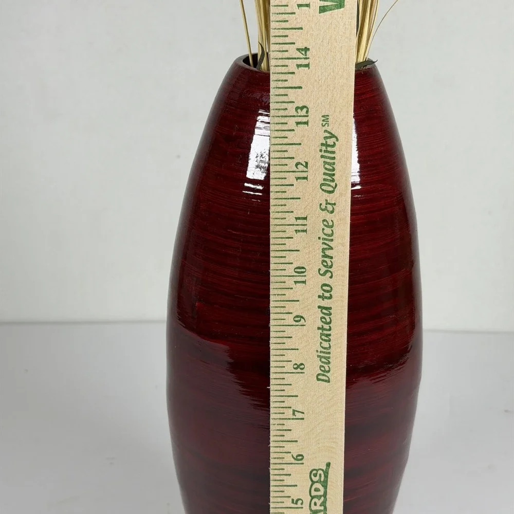 Sixtrees Red Lacquerware Spun Bamboo Vase w/ Floral Arrangement F-16